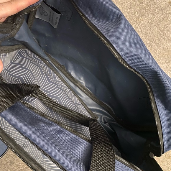 Carry-on Bag - Picture 2 of 6